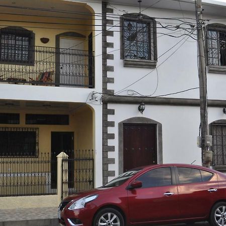 Hotel Casa Blanca León 외부 사진